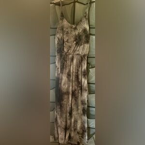 Olivia Rae New York Tie Dye maxi/ Midi dress size medium worn once